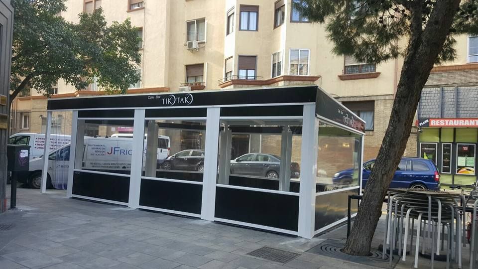 ALHANDALUZ TOLDOS Y PROYECTOS Cerramiento